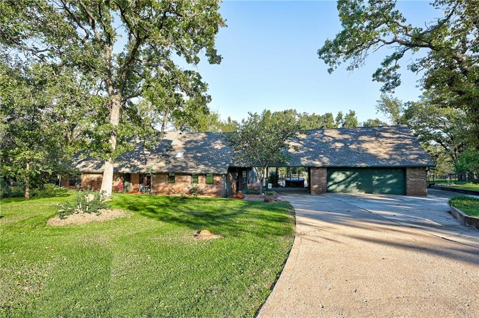 2505 Little Timber, Edmond, OK 73025 - photo 1
