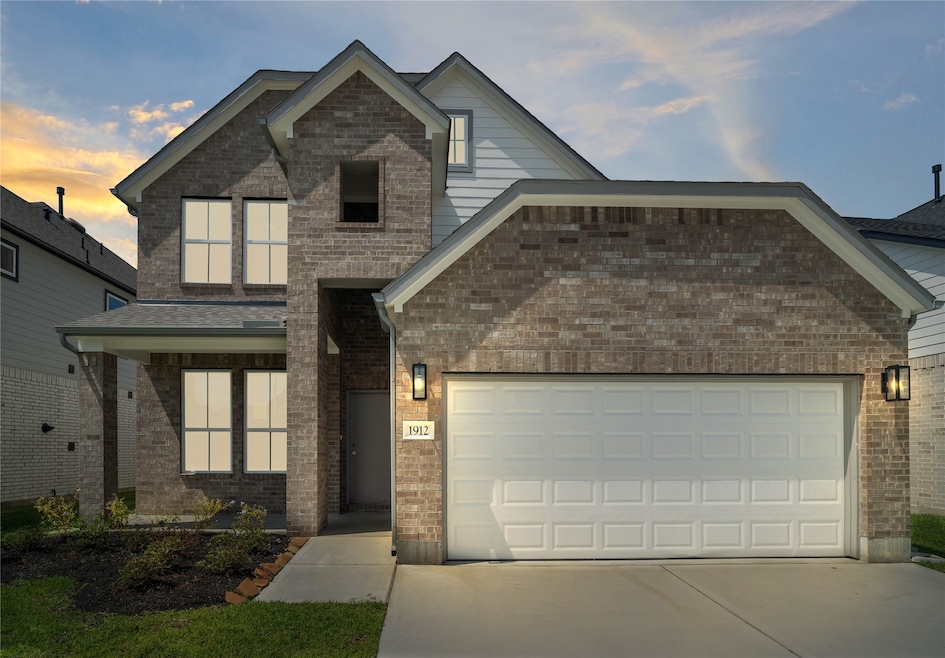 Welcome home to 1912 Scarlet Yaupon Way located in