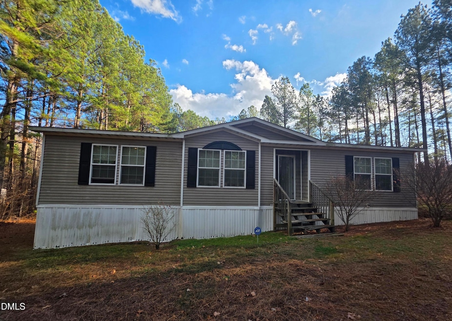 664 Glebe Rd, Henderson, NC 27537 - photo 1