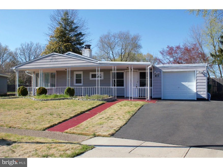 41 Young Birch Rd, Levittown, PA 19057 - photo 1