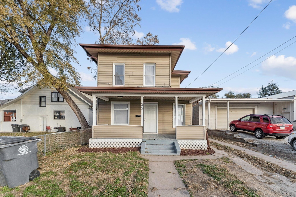 29 N 8th St, Council Bluffs, IA 51503 - photo 1