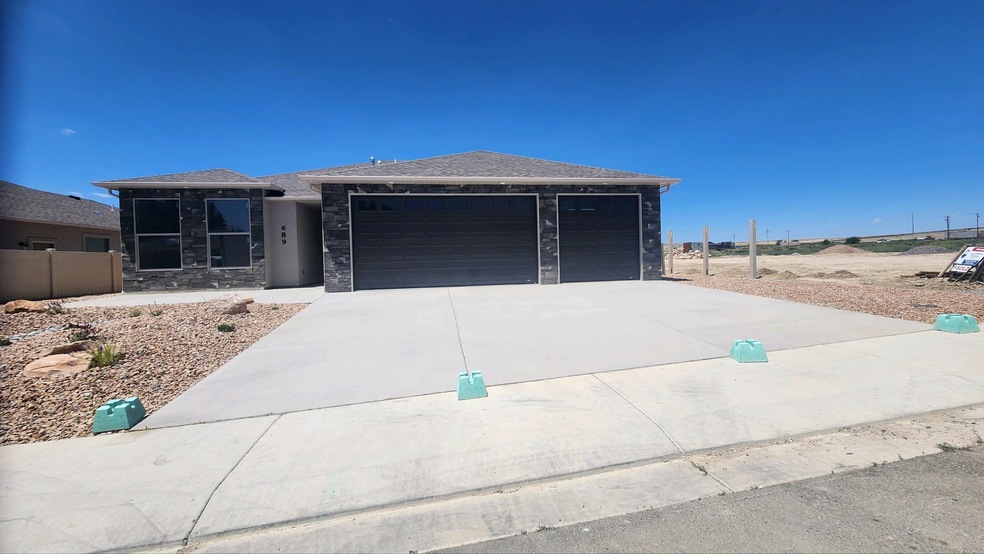 689 Arran Way, Grand Junction, CO 81504 - photo 1