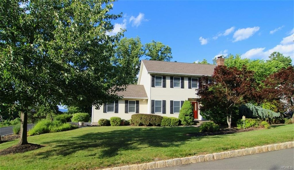 7 Rakentine Ln, Garnerville, NY 10923 - photo 1