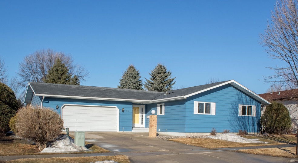 1230 Autumn Ct, Grand Forks, ND 58201 - photo 1