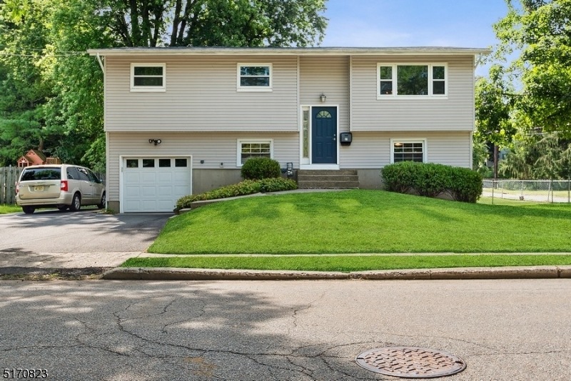 27 York Rd, Newton, NJ 07860 - photo 1