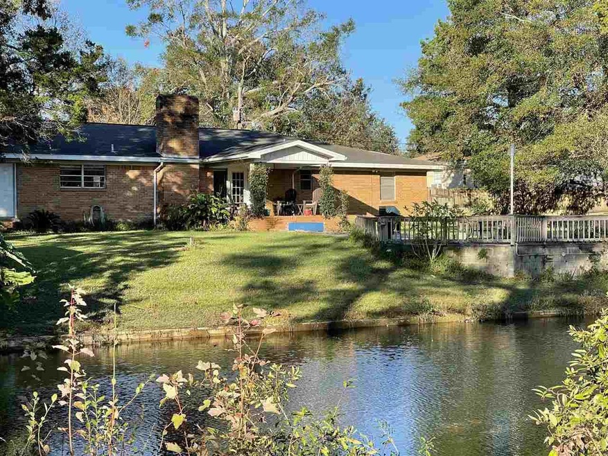 2555 Franciscan Dr, Pensacola, FL 32526 - photo 1