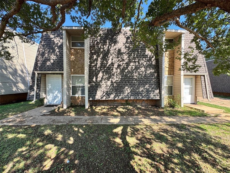 625 Welston Cir unit 627, Norman, OK 73071 - photo 1