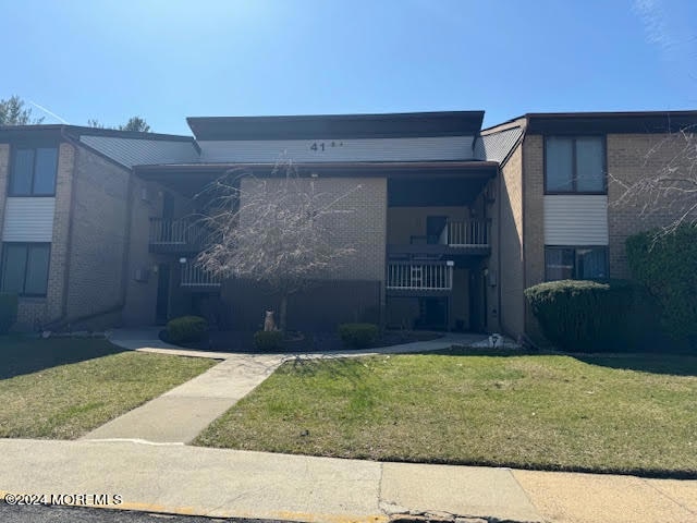 41 Meadow Green Cir unit K, Manalapan, NJ 07726 - photo 1