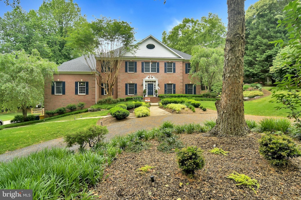 944 Old County Rd, Severna Park, MD 21146 - photo 1