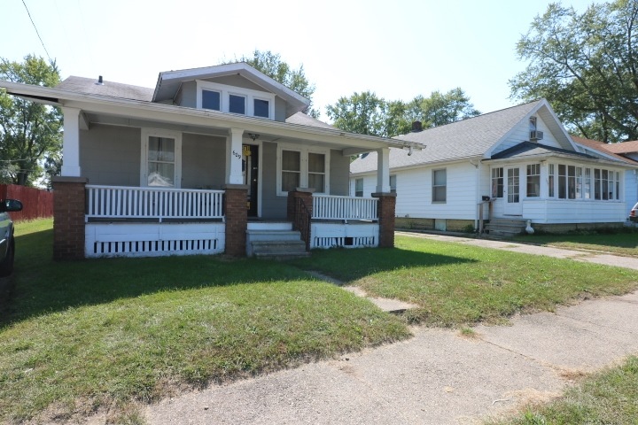 609 E Carlton Ave, Elkhart, IN 46517 - photo 1