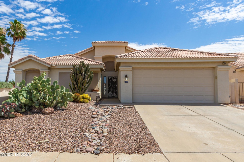 8328 N Solitude Way, Tucson, AZ 85743 - photo 1