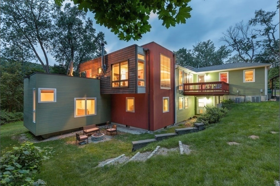 15 Suban Place, Newton Highlands, MA 02461 - photo 1