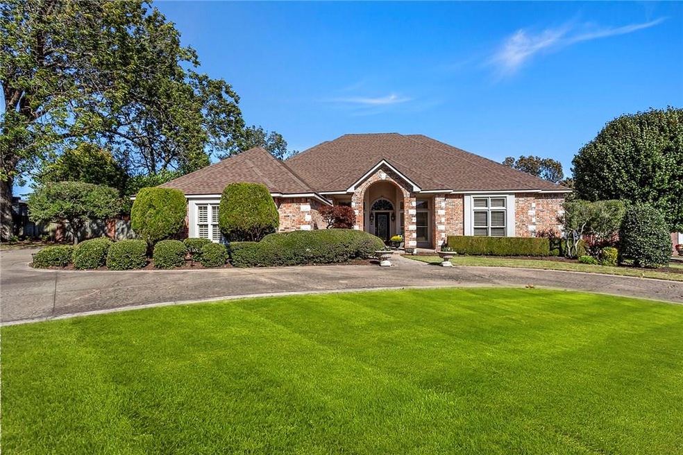 4005 Thornbury Dr, Springdale, AR 72764 - photo 1