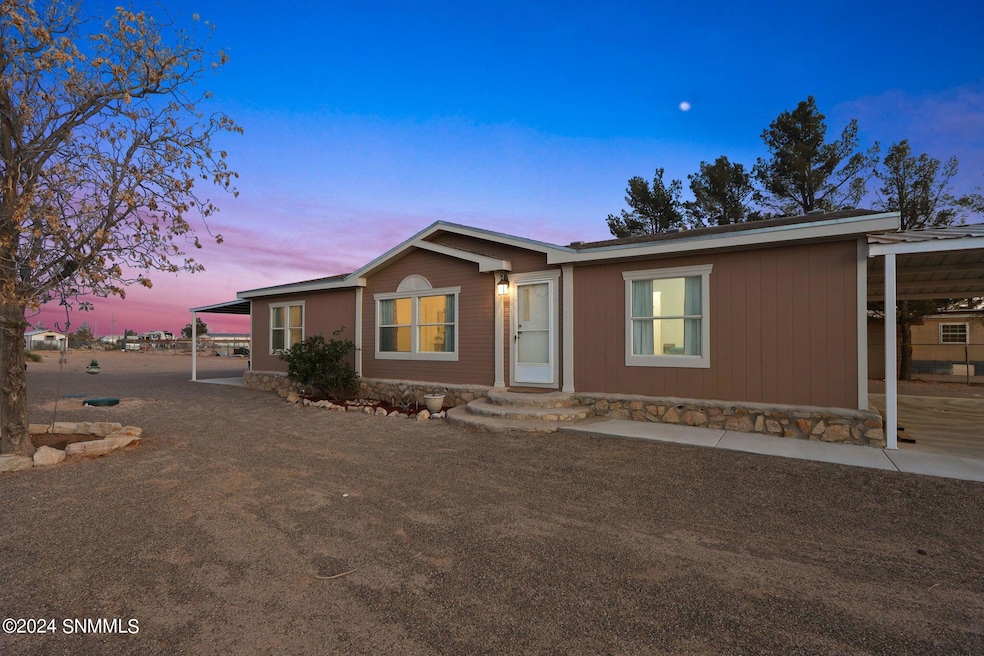 684 Sunny Sands Rd, Chaparral, NM 88081 | MLS# LCN2400884