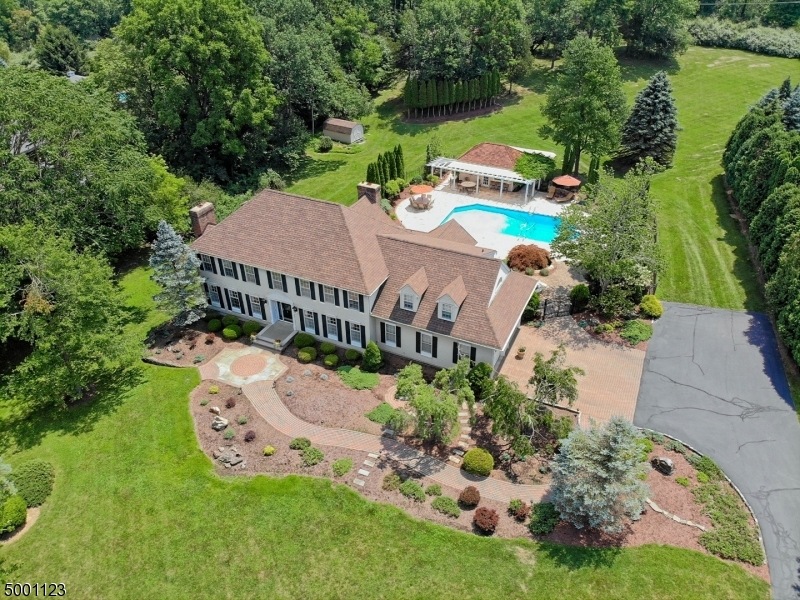 9 Green Farms Rd, Andover, NJ 07821 - photo 1