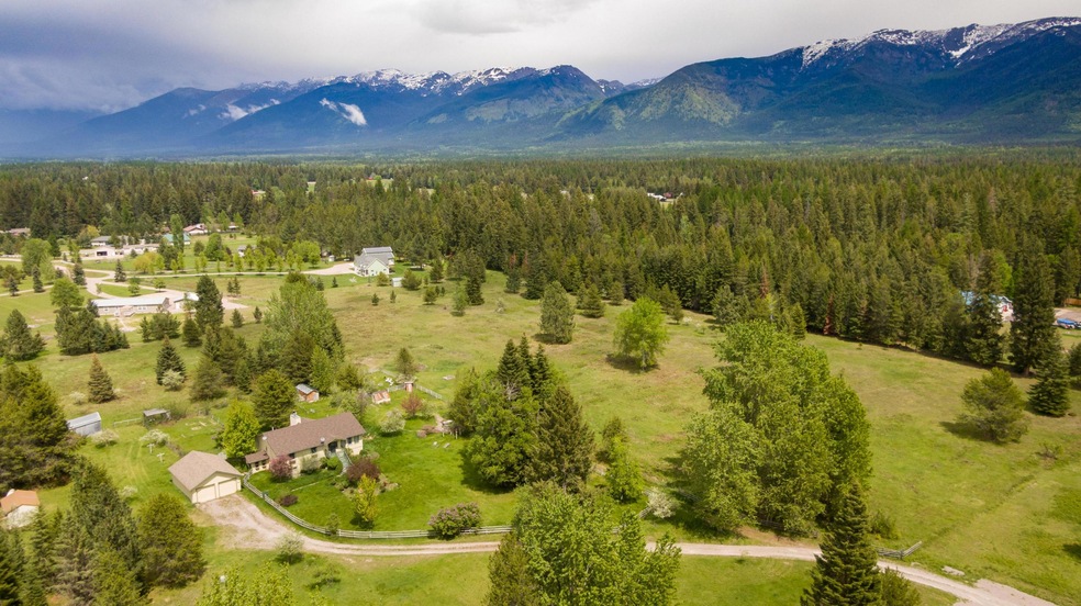 31220 S Ferndale Dr, Bigfork, MT 59911 - photo 1