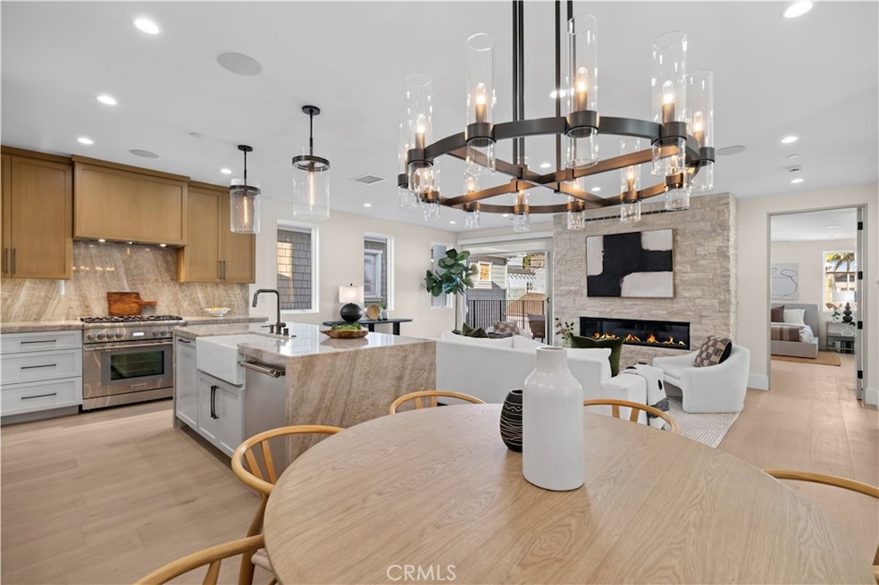 Sold $3,350,000 • Co-Listing Agent