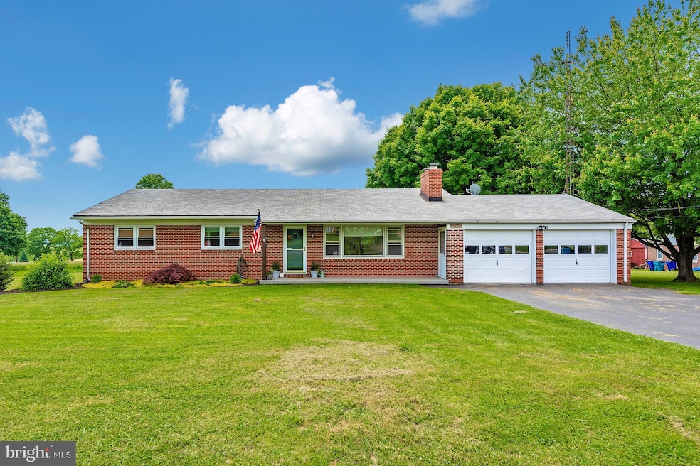 8620 Myersville Rd, Middletown, MD 21769 - photo 1