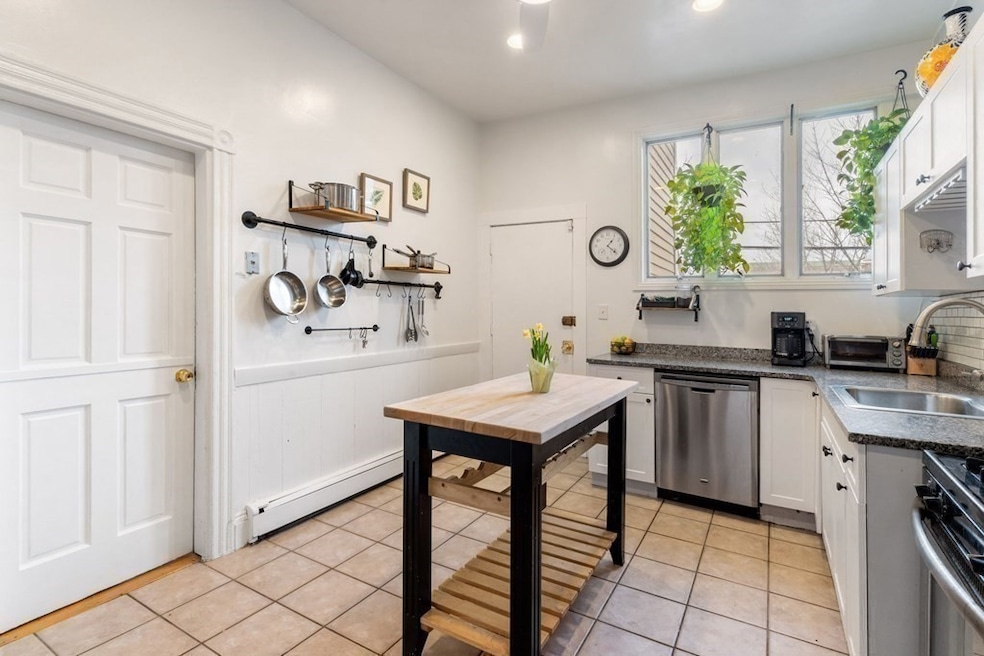 147 Centre St unit 151A, Roxbury, MA 02119 - photo 1