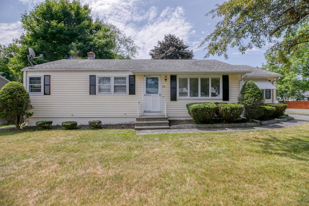44 Edbert Dr, Holyoke, MA 01040 - photo 1