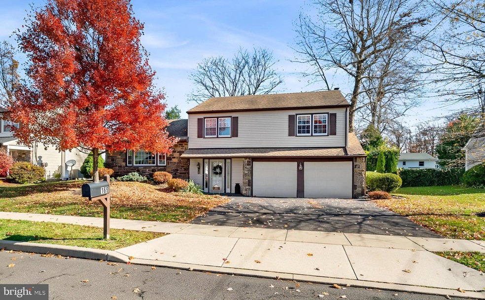 169 Walton Dr, Morrisville, PA 19067 - photo 1