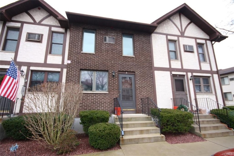 128 N Route 303 unit 5, Congers, NY 10920 - photo 1