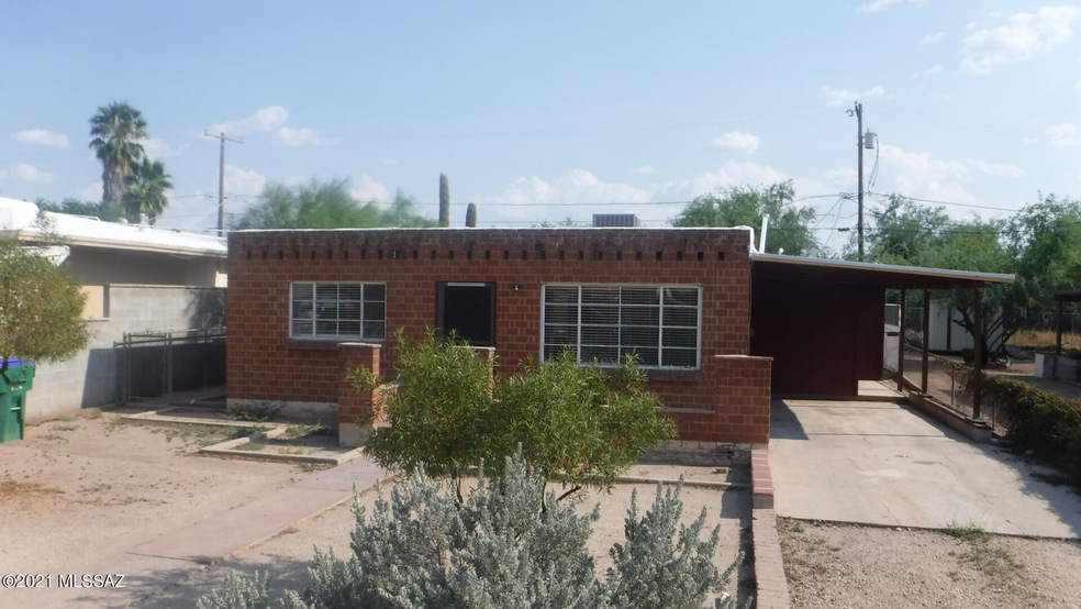 809 W Vanover