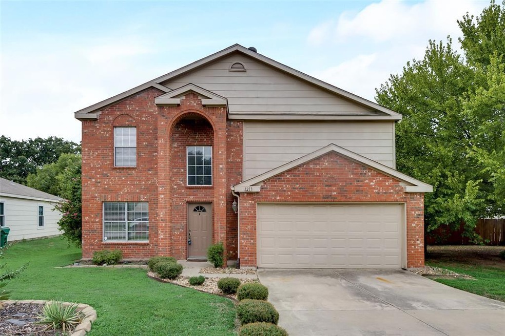 1213 Springcreek Dr, Denton, TX 76210 - photo 1