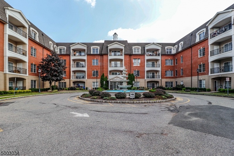 209 Regency Place unit 209, Woodbridge, NJ 07095 - photo 1