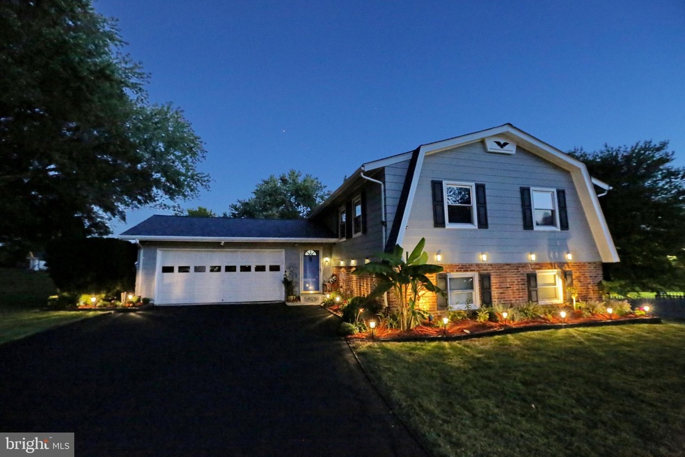 9267 Windsor Dr, La Plata, MD 20646 - photo 1