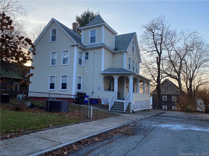 18 Crouch St unit 2nd Floor, New London, CT 06320 - photo 1