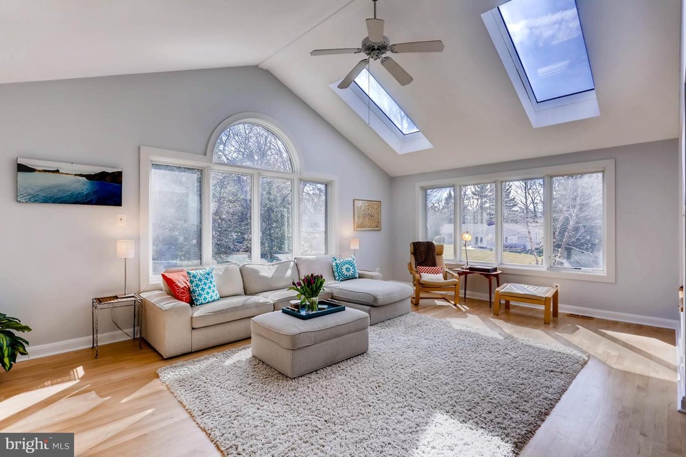 407 Terrace Way, Towson, MD 21204 - photo 1