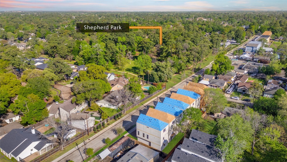 4710 Brinkman St, Houston, TX 77018 - photo 1