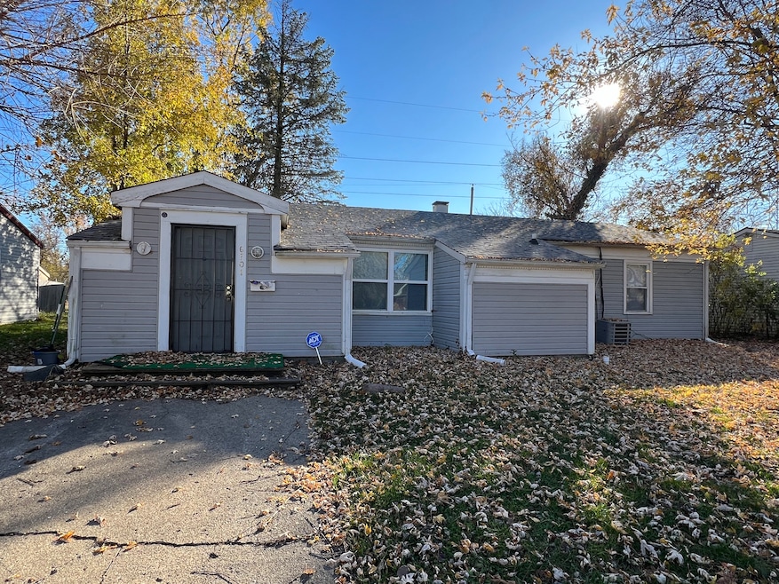 6701 Meadowlark Dr, Indianapolis, IN 46226 MLS MBR21953186