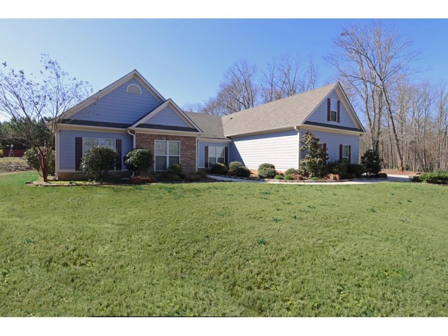 102 Huntleigh Ct, Winder, GA 30680 - photo 1