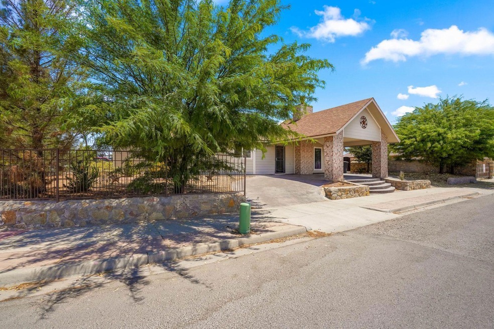 748 Nazareno St, El Paso, TX 79928 - photo 1