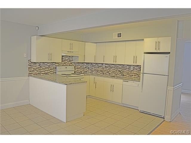 First Class Kitchen remodel with granite tops, sle