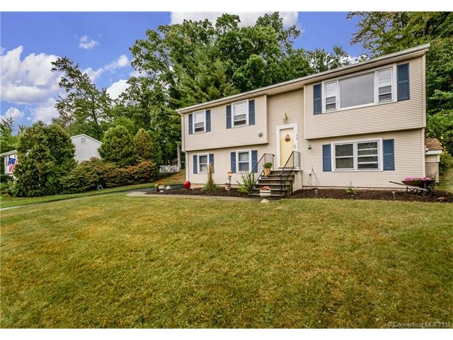 Nice Raised Ranch in Bristol Neighborhood