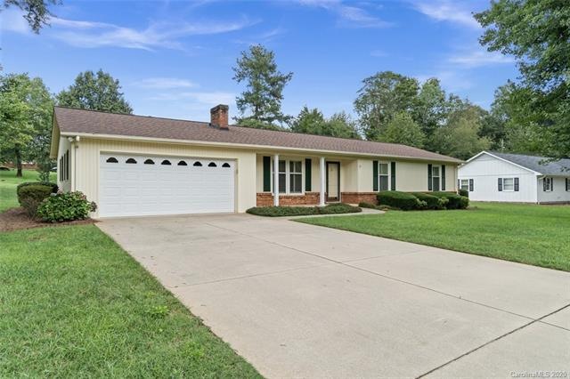 405 Beverly Dr, Statesville, NC 28625 - photo 1