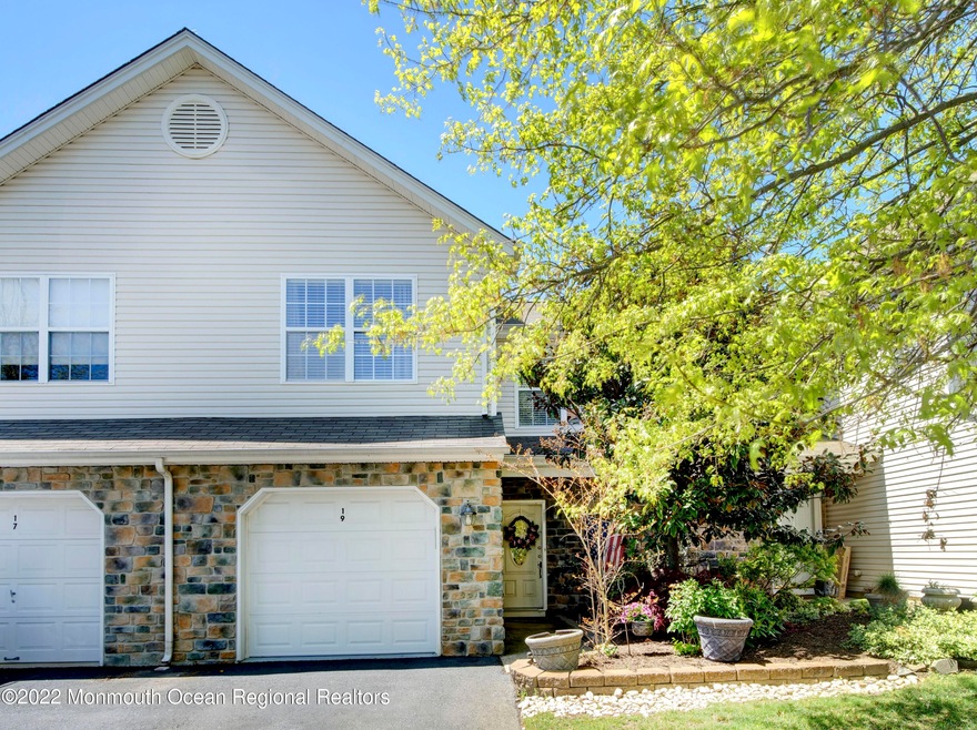 19 Saratoga Ct, Neptune, NJ 07753 - photo 1