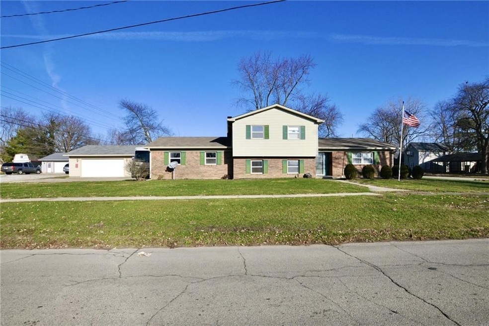 1330 N J St, Elwood, IN 46036 - photo 1