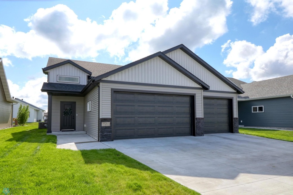 7320 26th St S, Fargo, ND 58104 - photo 1