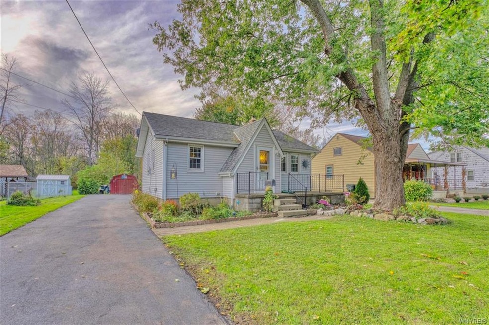 994 Nash Rd, North Tonawanda, NY 14120 - photo 1