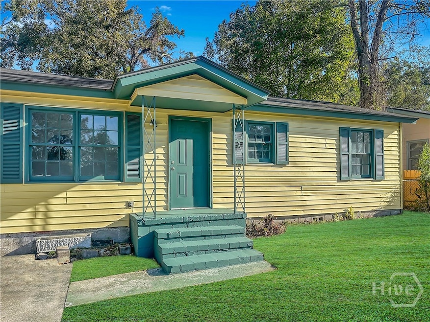 1518 Heron St, Savannah, GA 31415 - photo 1