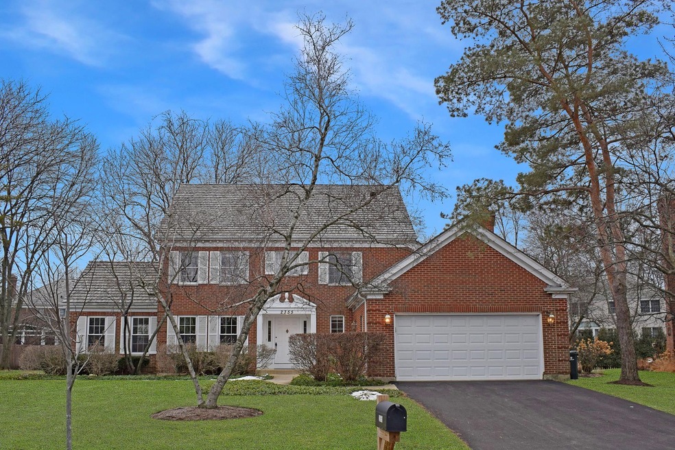 2355 Mohawk Ln, Glenview, IL 60026 - photo 1