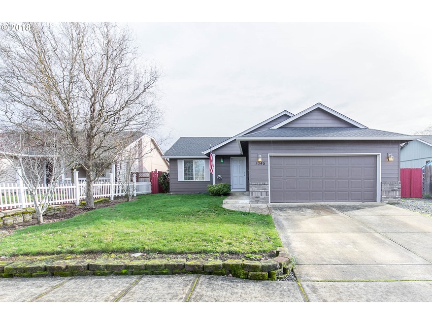 1045 Cascade Ln, Molalla, OR 97038 - photo 1