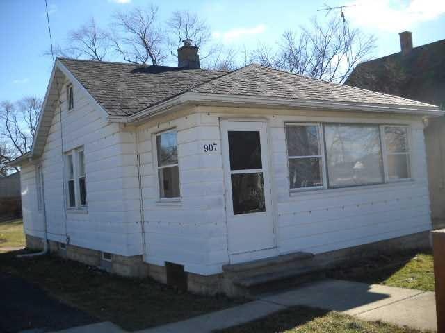 907 Adams
