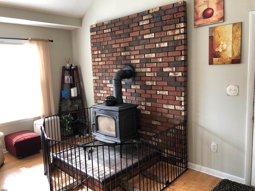 1723 Lee Ct, Blackwood, NJ 08012 - photo 1