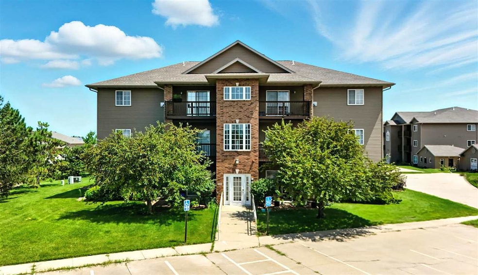 For Sale $144,900 • Co-Listing Agent