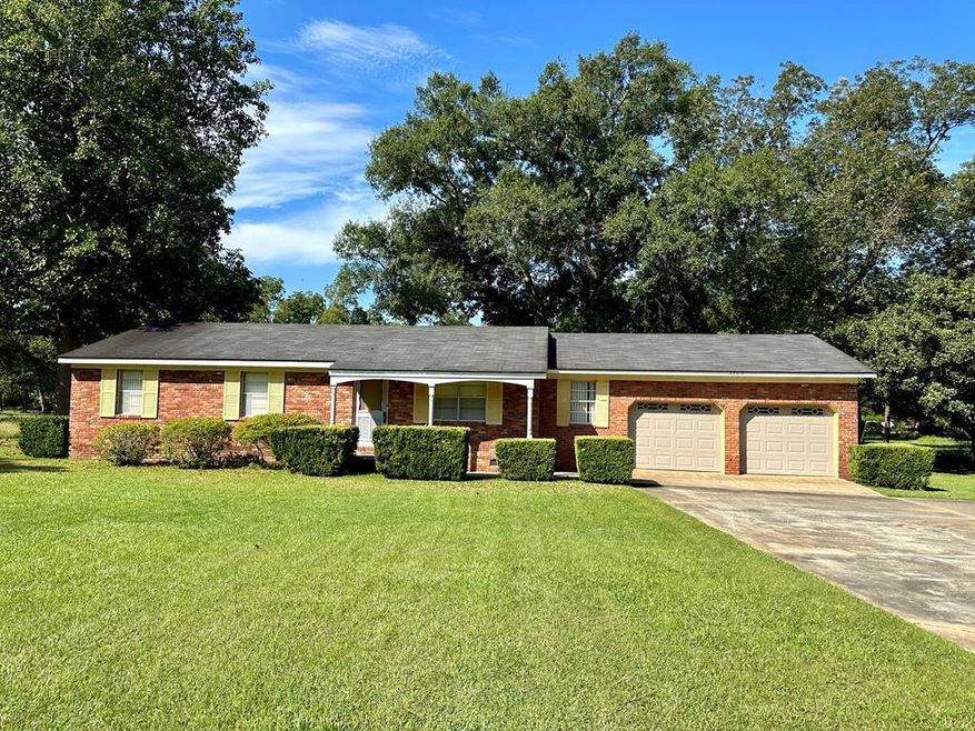 4709 Stagecoach Rd, Albany, GA 31705 - photo 1